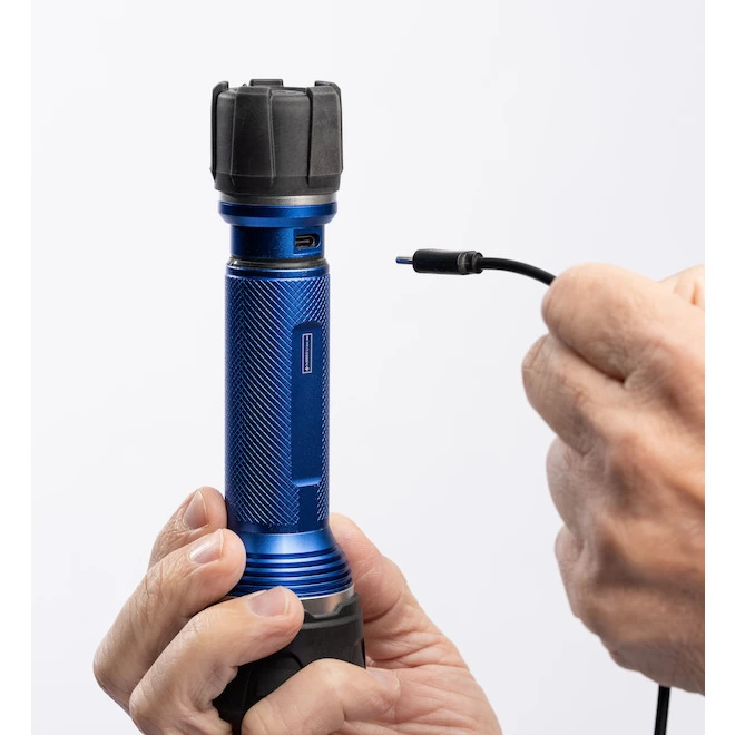 Kobalt Rechargeable - 600 Lumens LED Flashlight - Image 5