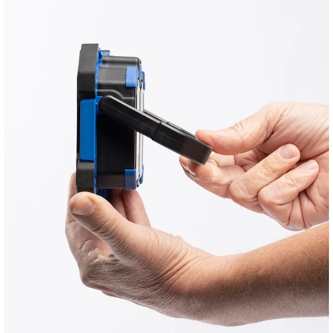 Kobalt - 1000 Lumens LED Work Light (Batteries Included) - Image 2