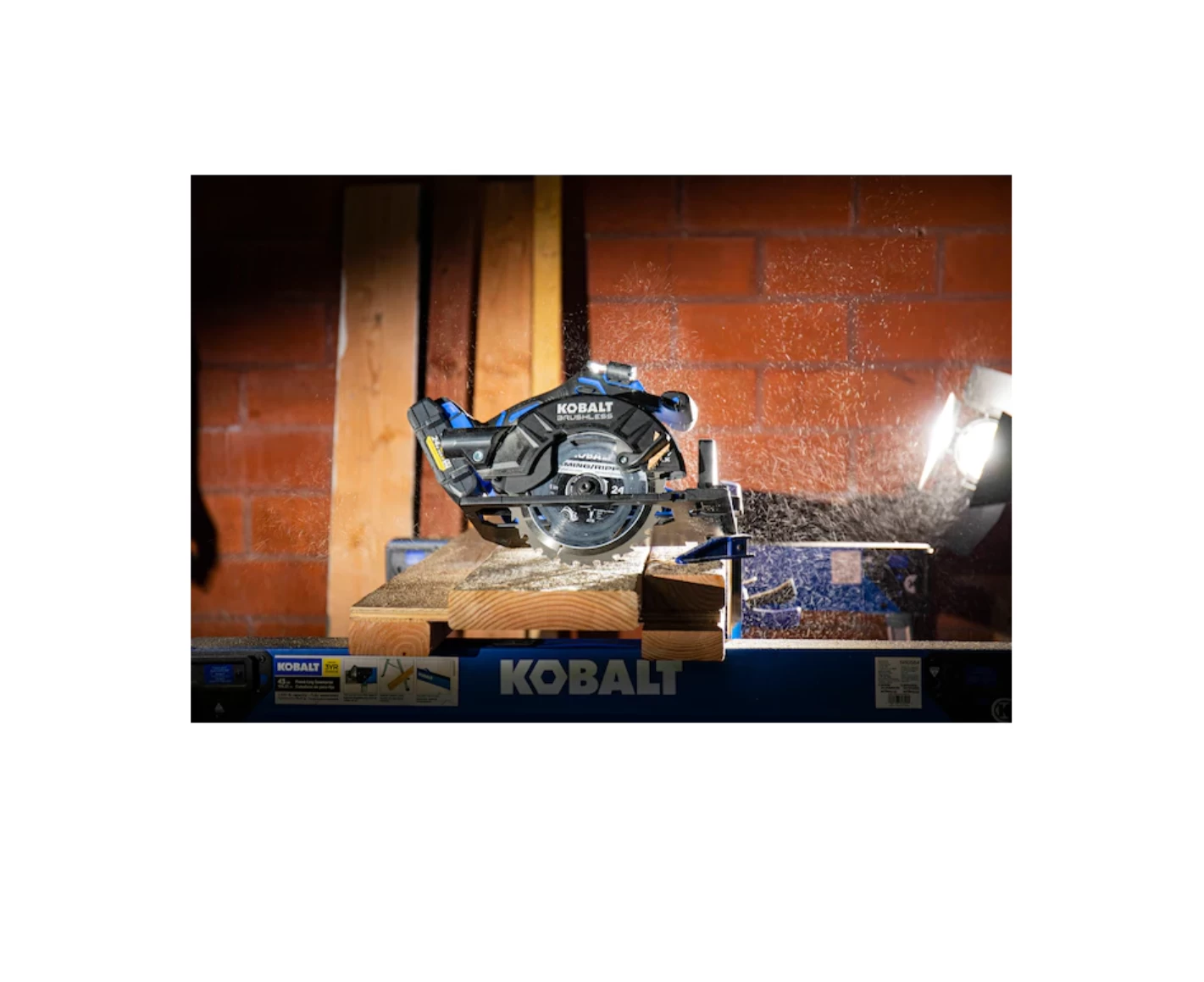Kobalt KXCS 124B-03 24-Volt XTR 7-1/4-in Brushless Cordless Circular Saw - Image 4