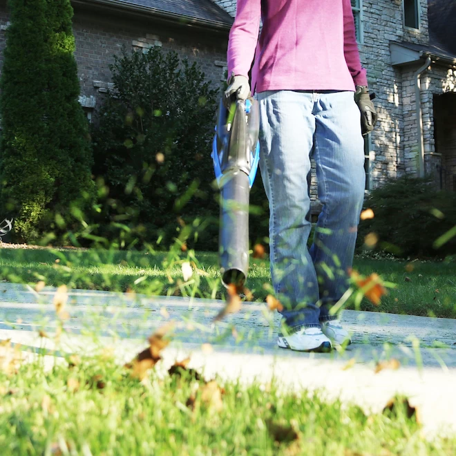 Kobalt Cordless String Trimmer And Blower Set With 40 V Max Battery